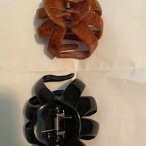 Set of Round Claw Clips